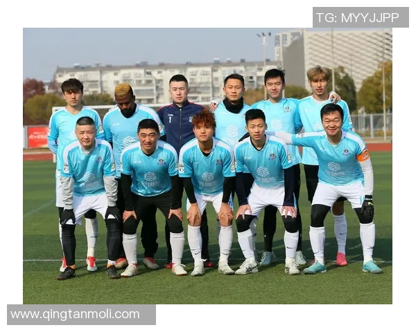 韩国队与阿尔及利亚的激烈对决展现足球魅力与团队精神 韩国队与阿尔及利亚的激烈对决展现足球魅力与团队精神