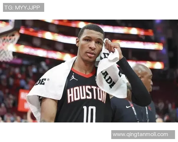 小贾巴里史密斯在NBA赛场的崛起与未来发展潜力分析
